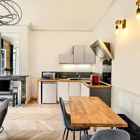 Le Feel Good - En Plein Coeur De *